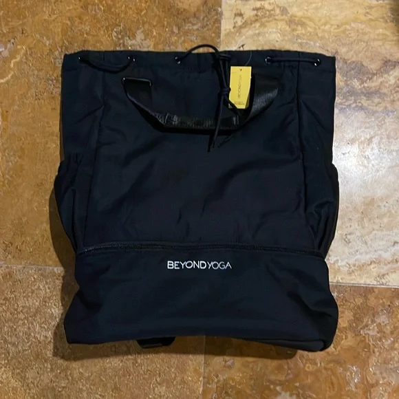 Beyond Yoga | Bags | Beyond Yoga Convertible Gym Bag | Poshmark display picture 1